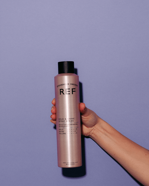 31320_Hold_And_Shine_Spray_545_05